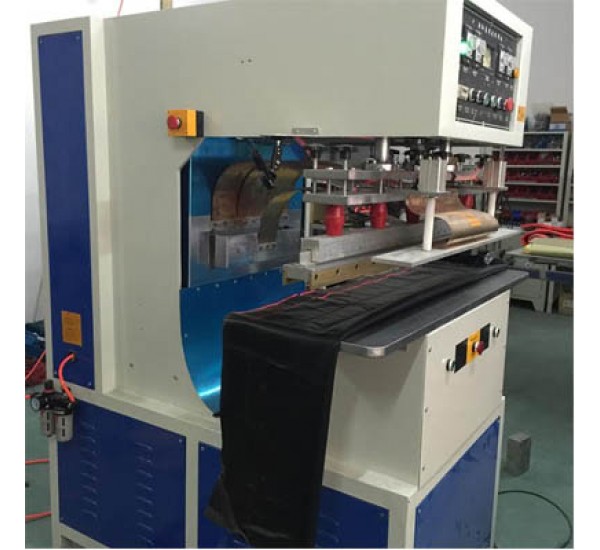 เครื่องเชื่อมผ้าใบความถี่สูง 12 kw ยาว 800-1200 mm