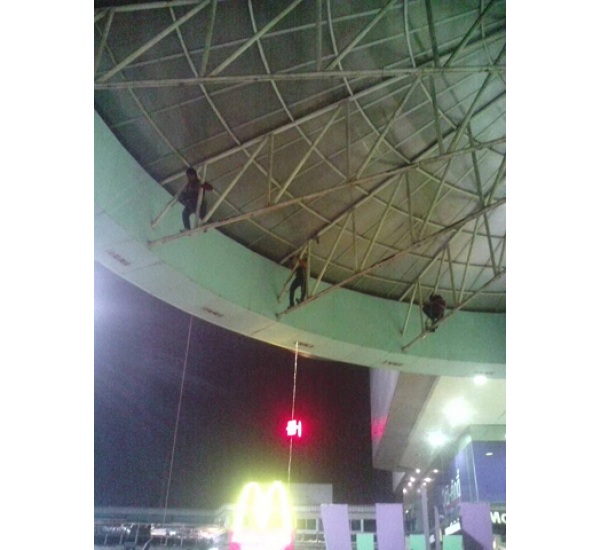 ทำความสะอาดโครงหลังคา