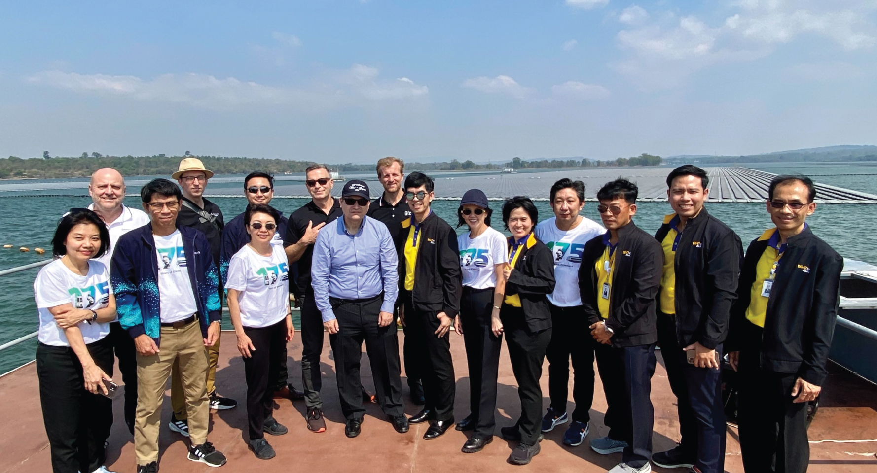 ทูตเยอรมนี ชื่นชมโซลาร์เซลล์ลอยน้ำไฮบริดใหญ่ที่สุดในโลก